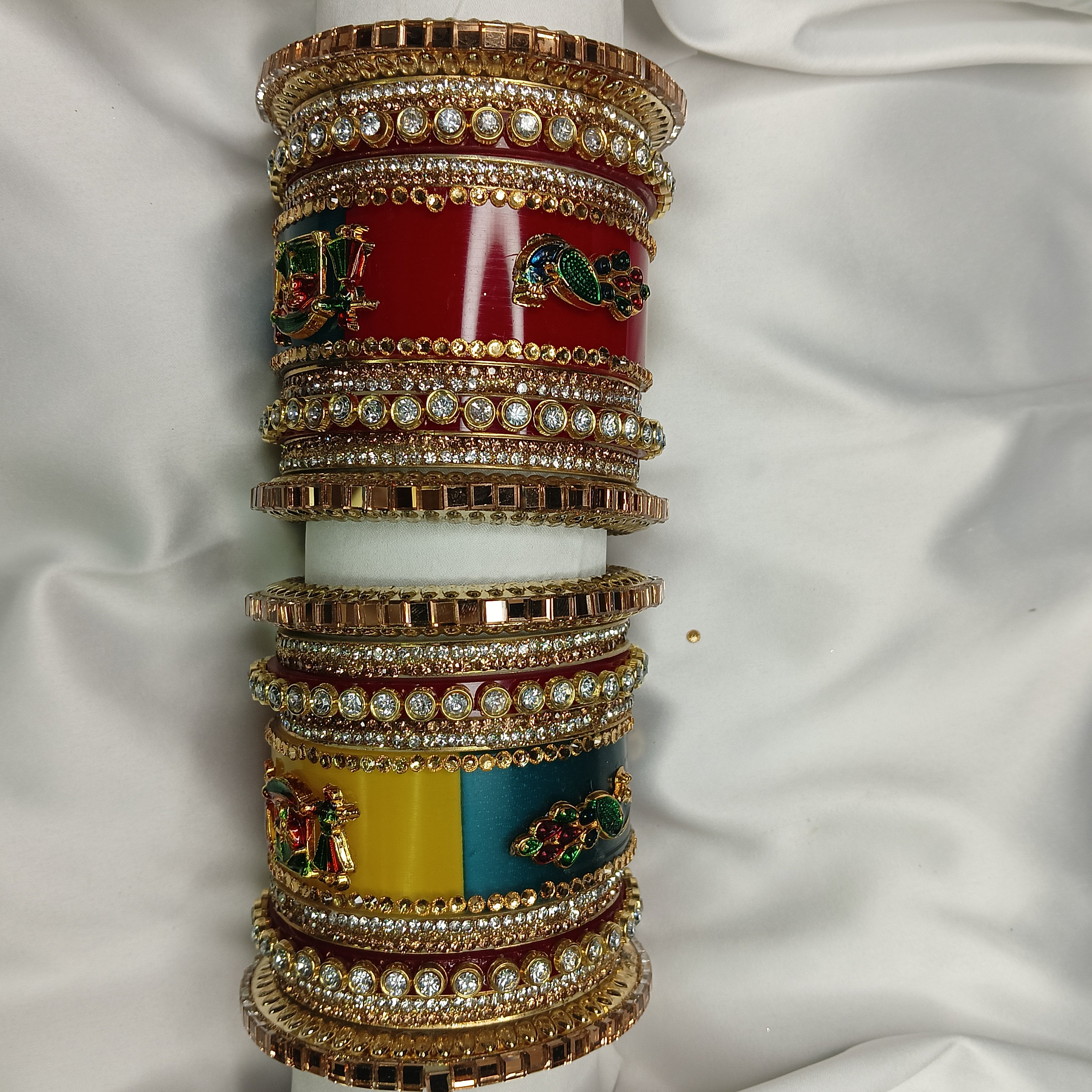 Bridal Chuda Set with Bangadi | Traditional Dulhan Wedding Bangle Set | Designer Chura for Women by Zakreen"