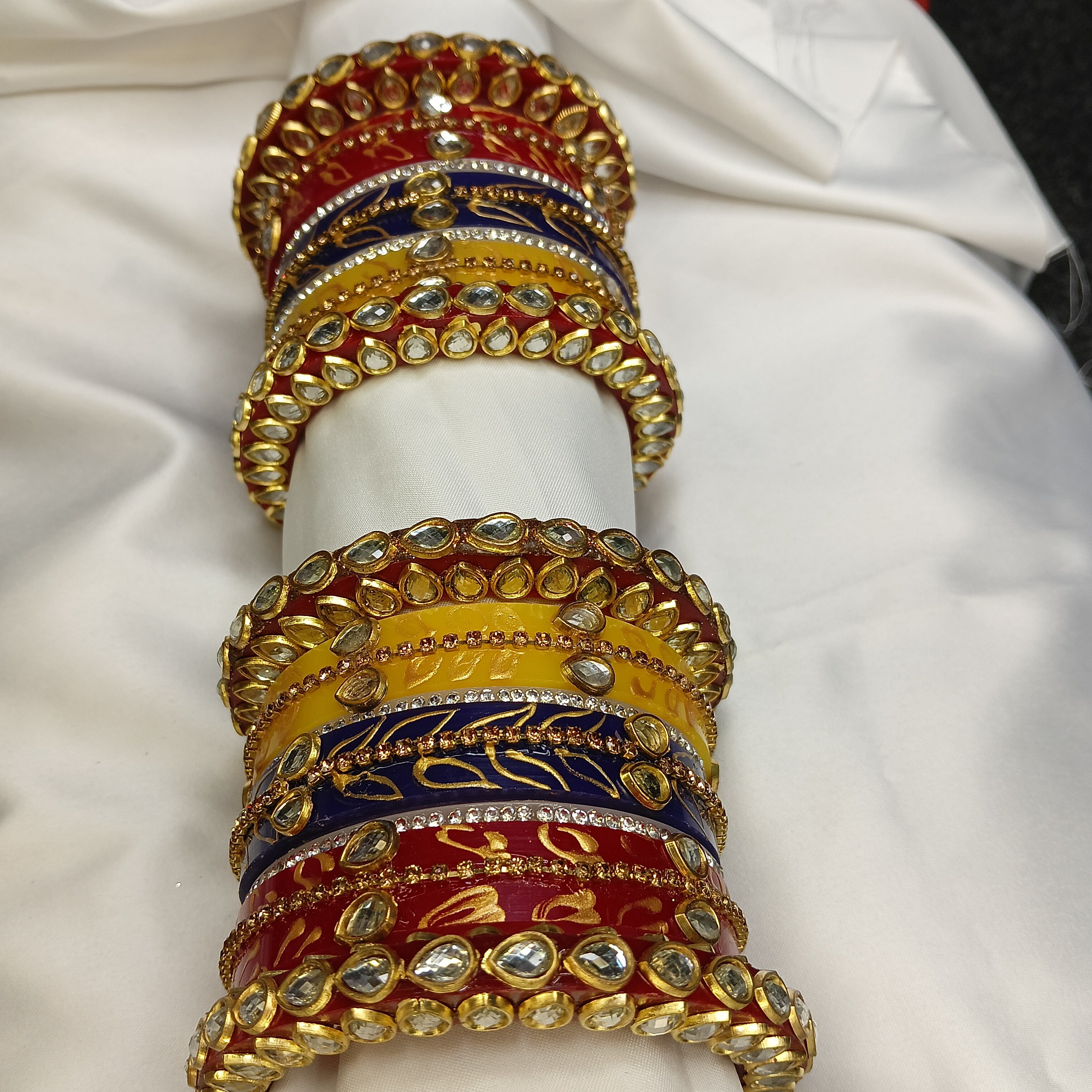 Buy Trendy Leaf Pattern Bridal Chuda Set Online – Red Yellow Blue Designer Bangles for Women by Zakreen